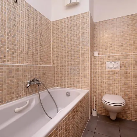 Park Apartmanhotel 4*