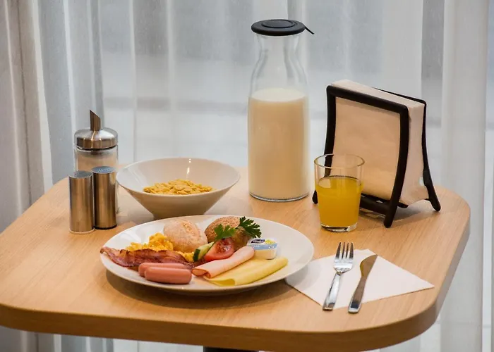 Park מלון דירות