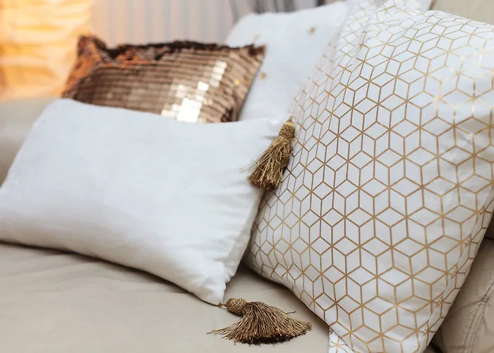 Park מלון דירות 4*