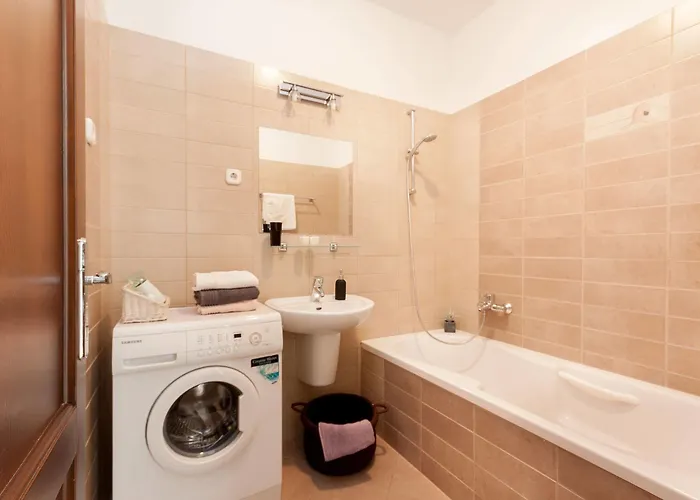 Park 4* בודפשט