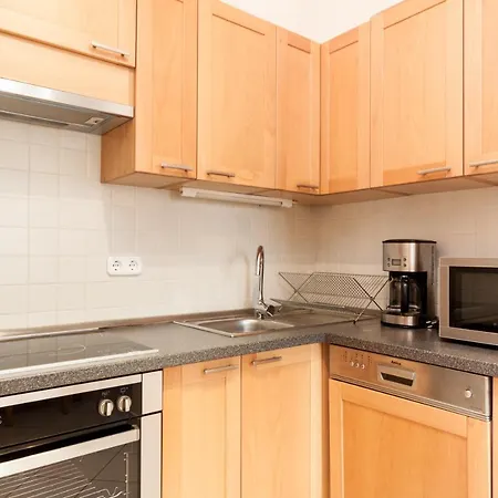 Park Aparthotel 4*
